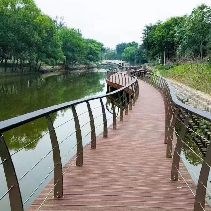 防撞护栏立柱老牌厂家当地厂家值得信赖