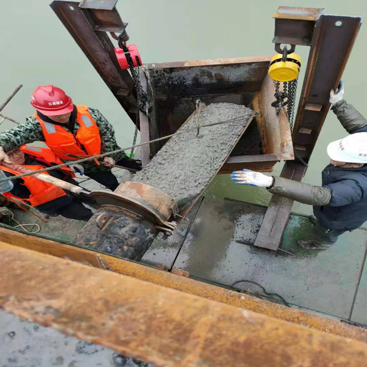 水下自来水管道安装公司/栏污栅水下安装施工