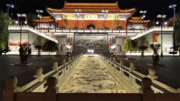 商場樓體亮化
-亮化設計公司聯系滿足您多種采購需求
