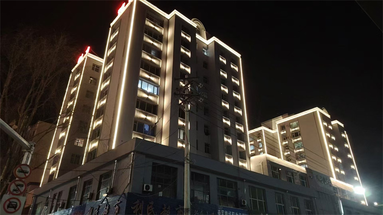 酒店亮化
设计施工联系欢迎来厂考察