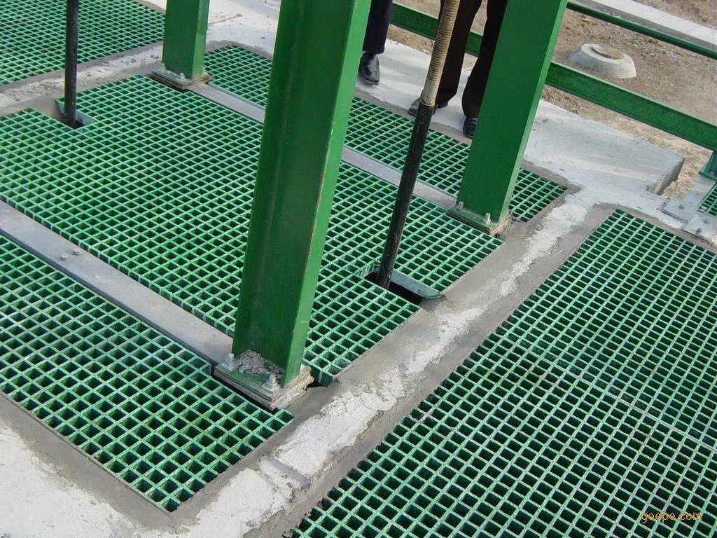 玻璃钢防眩板生产厂家欢迎咨询订购