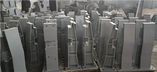 【龙岩】生产铸铁护栏立柱专业定制