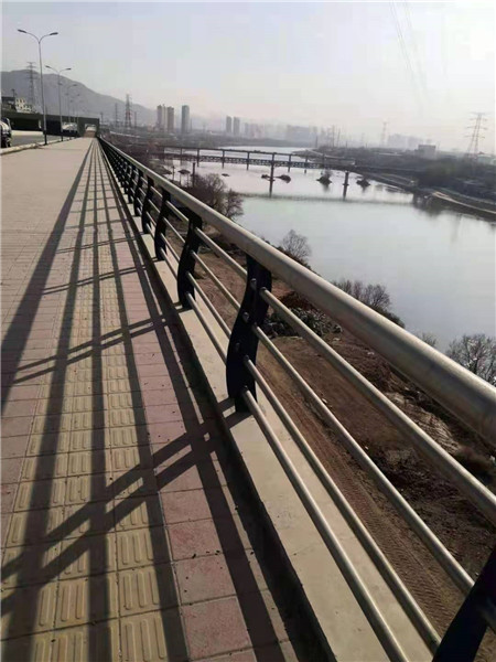 江西当地桥梁护栏立柱订做设计