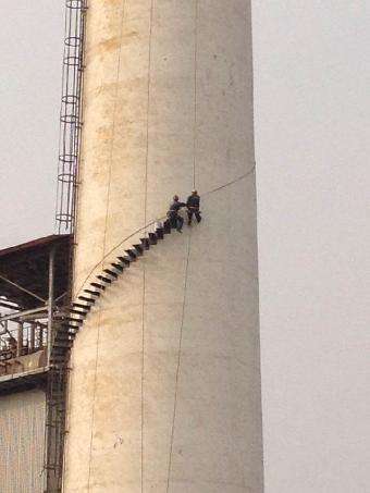 哈尔滨水泥烟囱安装爬梯